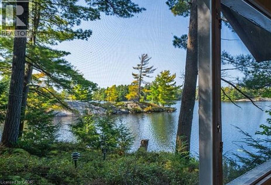 431 HEALEY LAKE