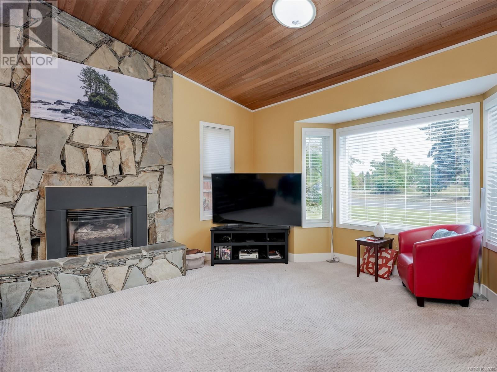 793 Kona Cres