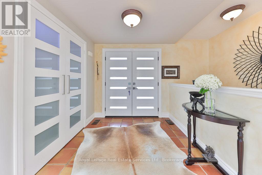 12 INGLEVIEW DRIVE