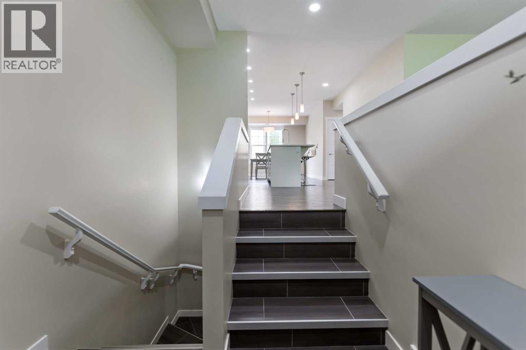165 Cranbrook Villas SE