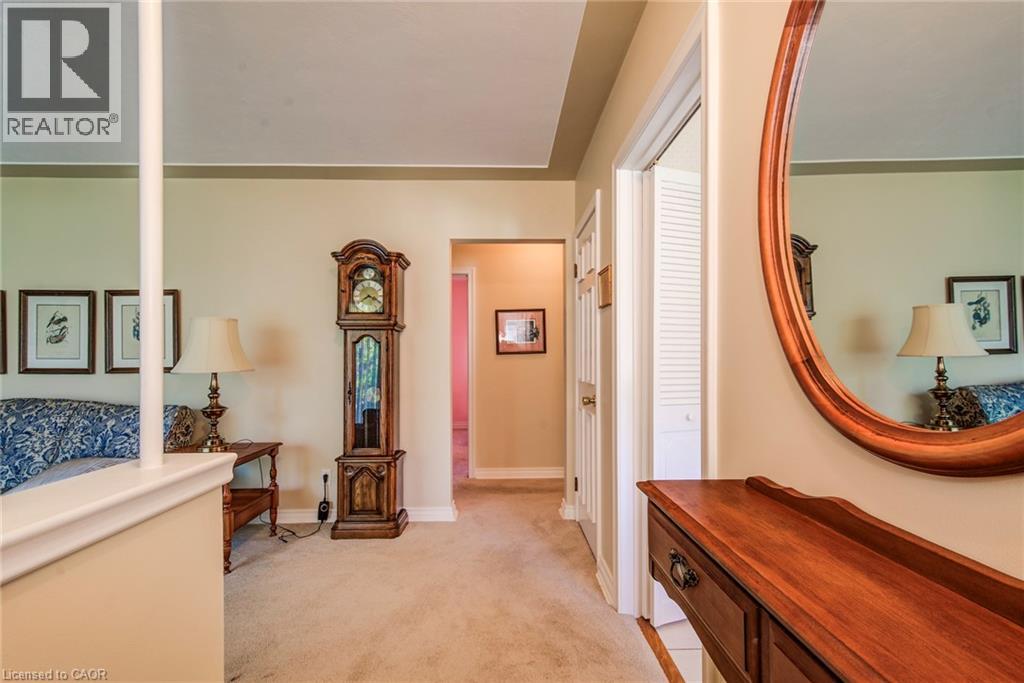 378 STEVENSON Street N