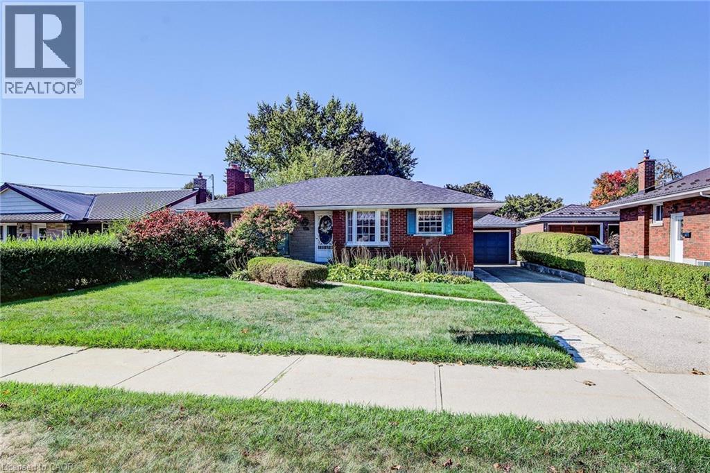 378 STEVENSON Street N