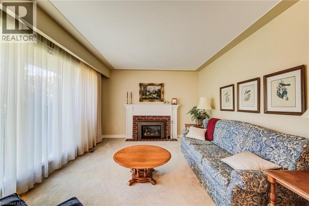 378 STEVENSON Street N