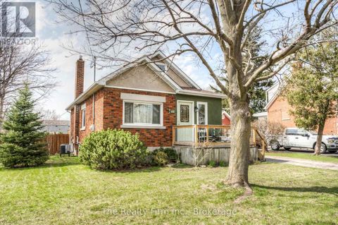 46 2 AVENUE Kitchener ON N2C1N5