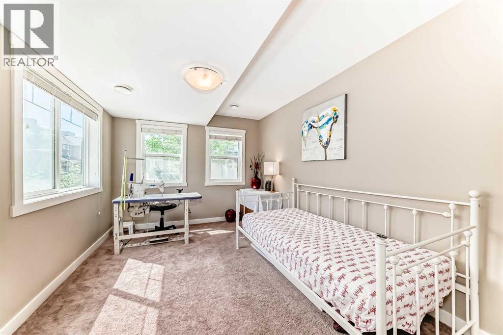 824 Skyview Ranch Grove NE