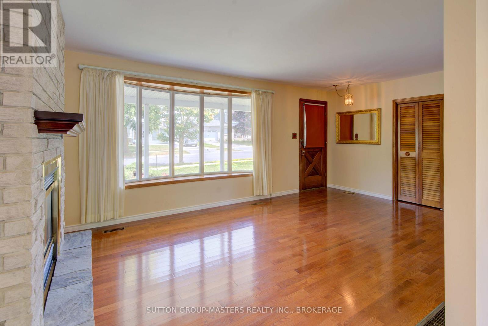 344 NORMAN ROGERS DRIVE