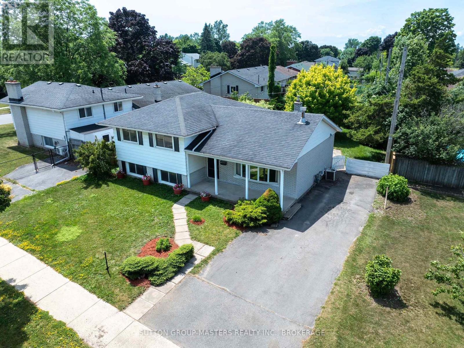 344 NORMAN ROGERS DRIVE