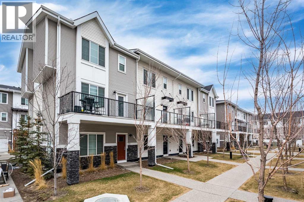 216, 669 Savanna Boulevard NE