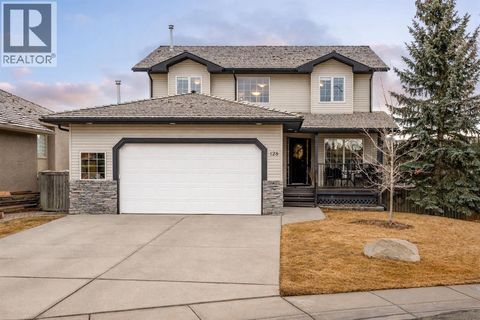 128 West Terrace Crescent Cochrane AB T4C1R3