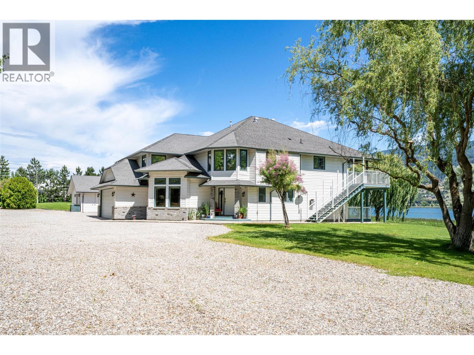 7821 Old Kamloops Road