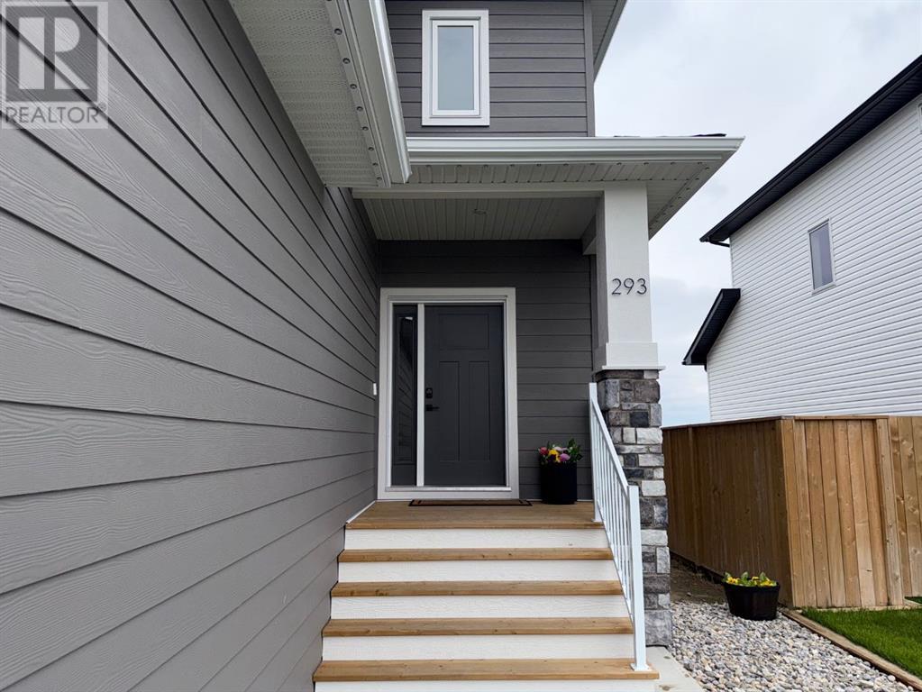 293 Rivergrove Chase W