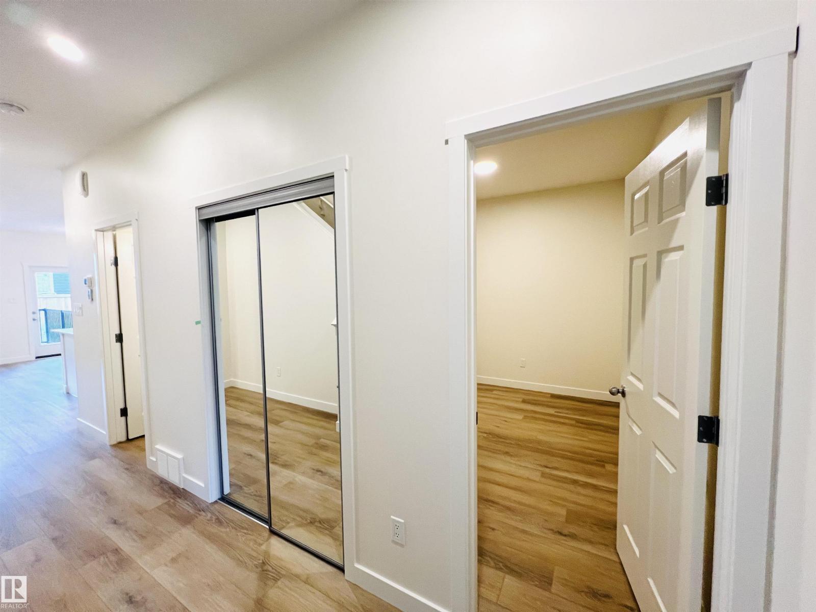 2021 209A ST NW