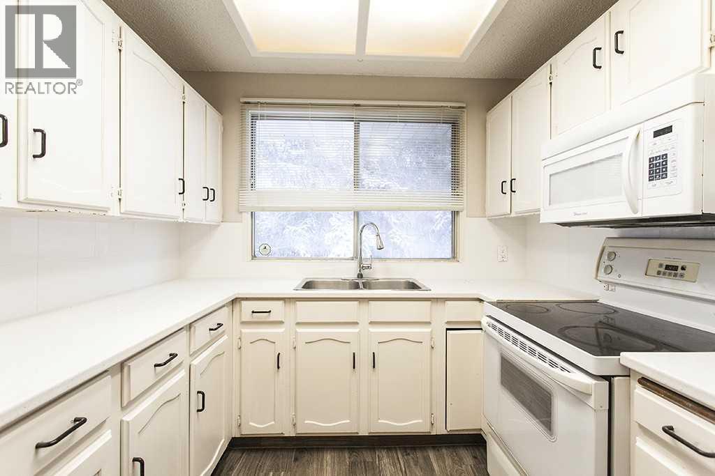 1852 Lynnover Road SE