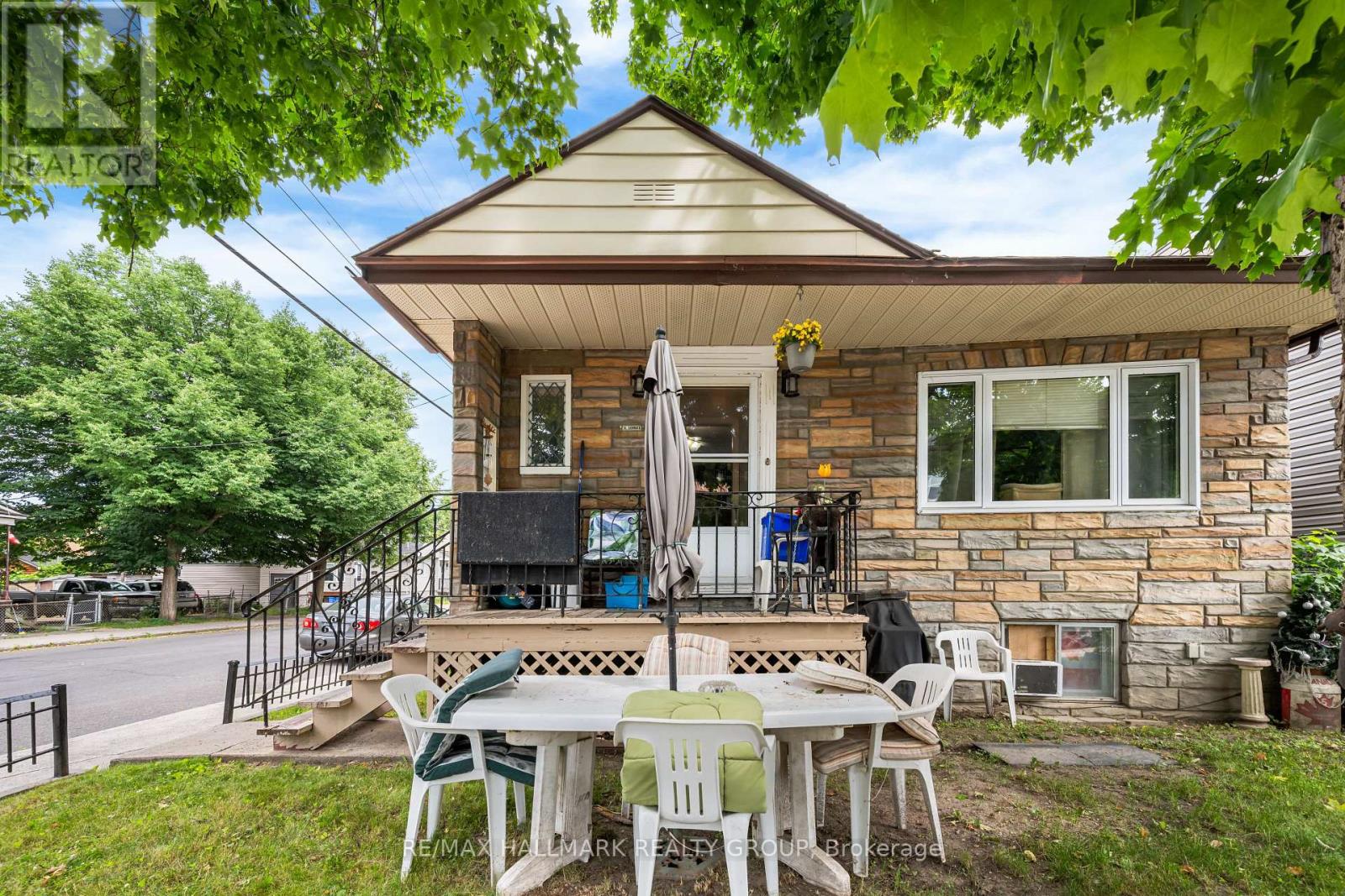 201 ETHEL STREET