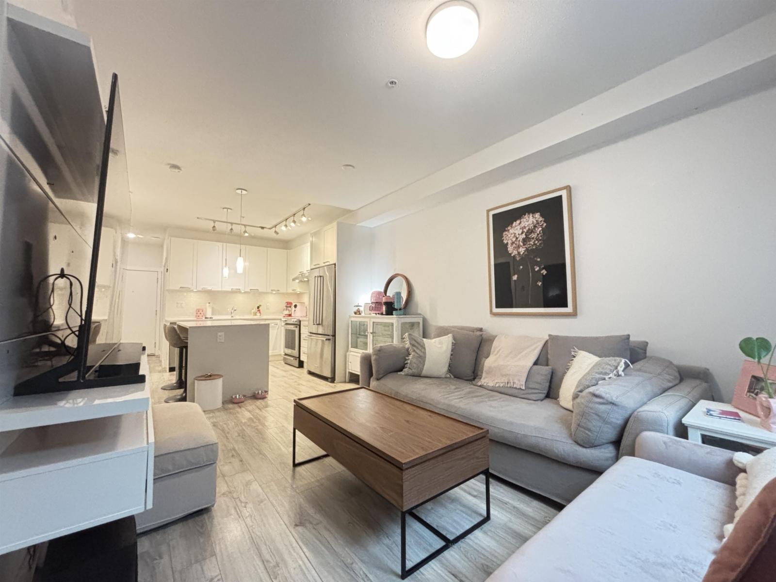 109 5638 201A STREET