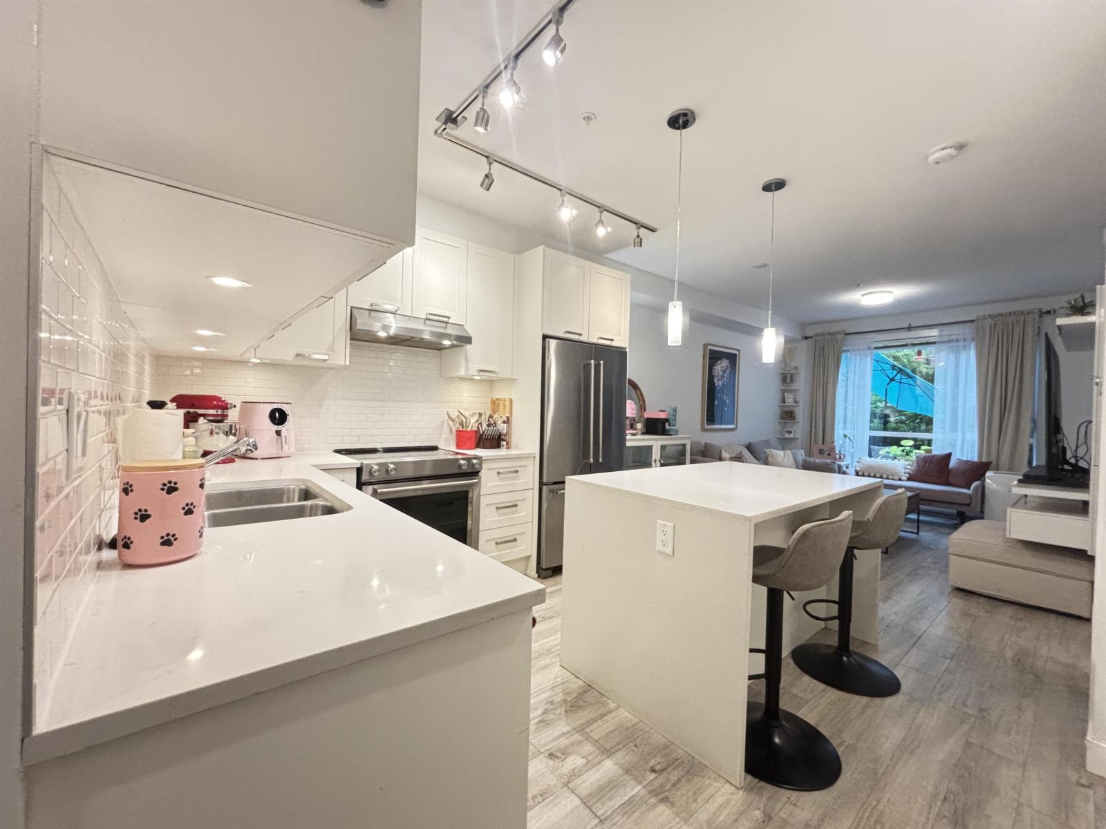 109 5638 201A STREET