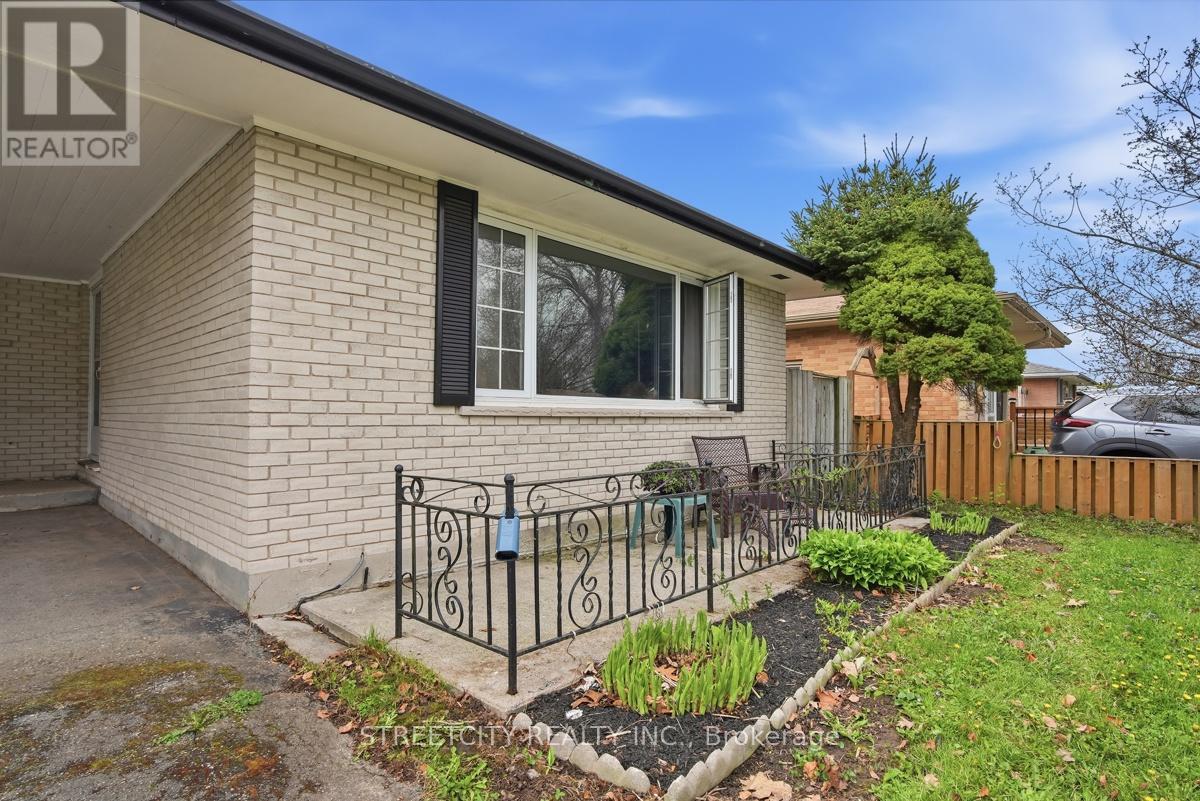 68 TALAVERA CRESCENT