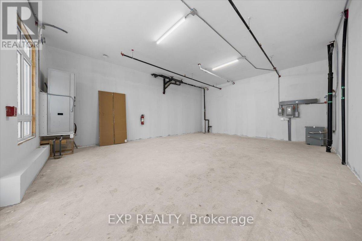 105 - 3600 BRIAN COBURN BOULEVARD