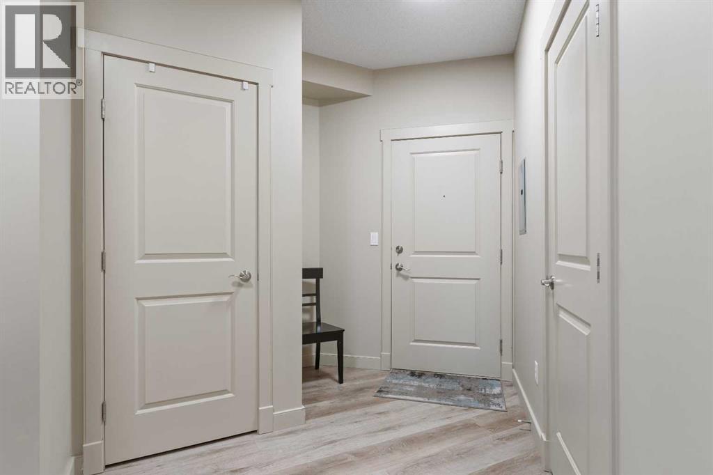 1617, 11811 Lake Fraser Drive SE