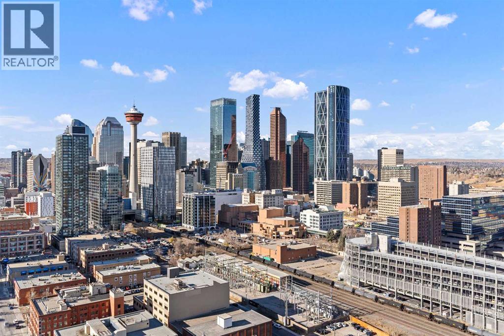 2901, 433 11 Avenue SE