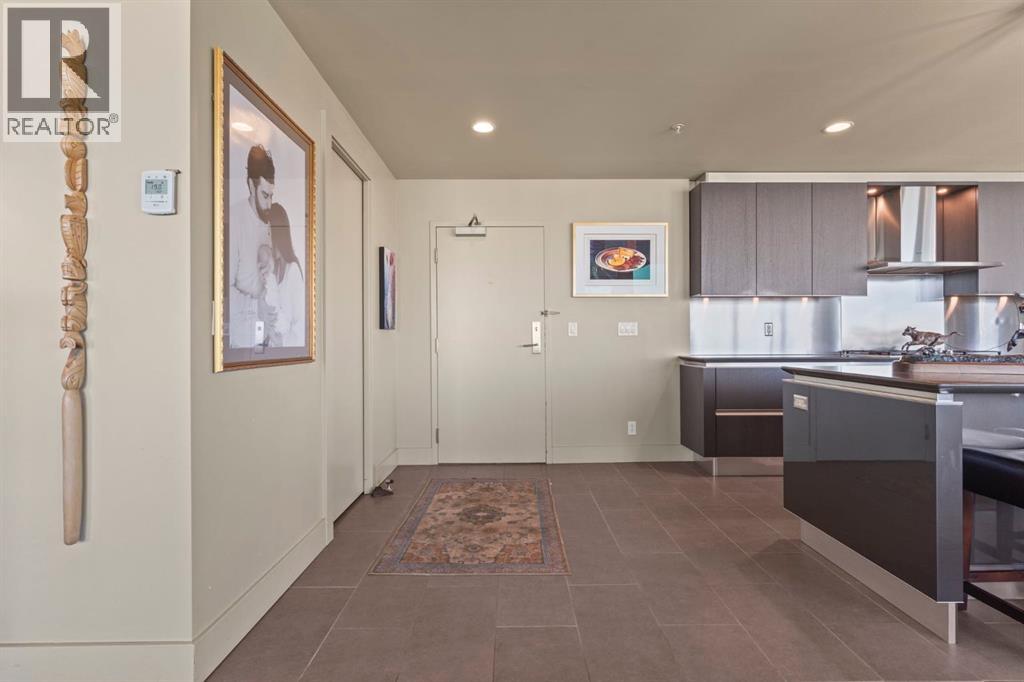 2901, 433 11 Avenue SE