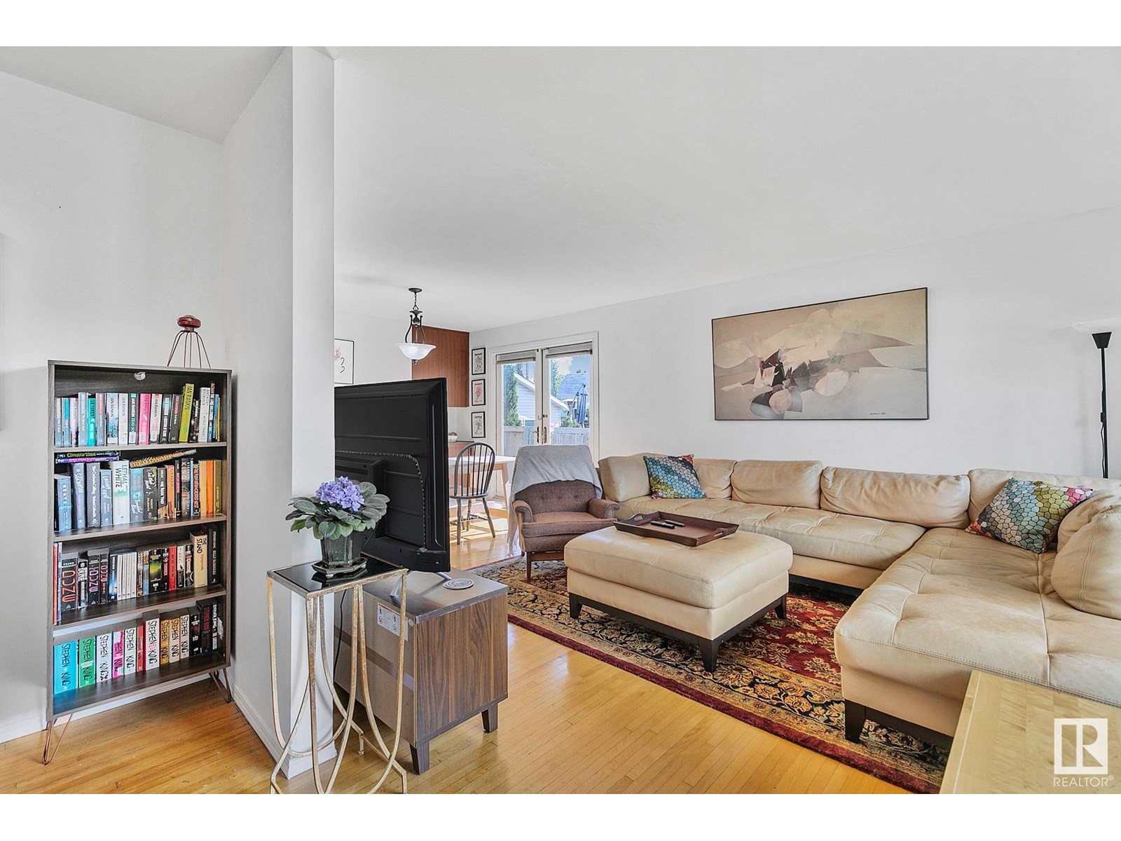 15614 81 AV NW