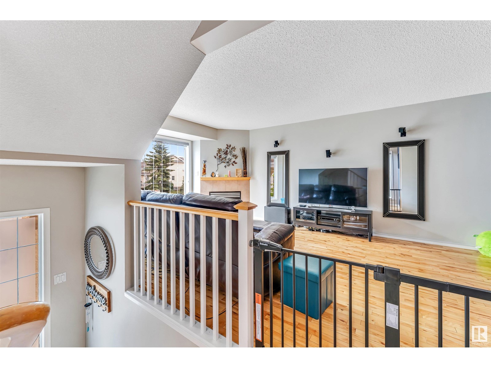 #28 11717 9B AV NW