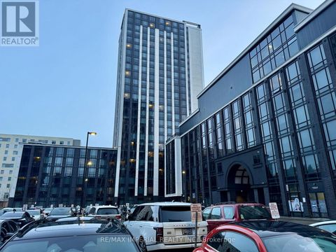 N2704 - 330 PHILLIP STREET Waterloo ON N2L3W9