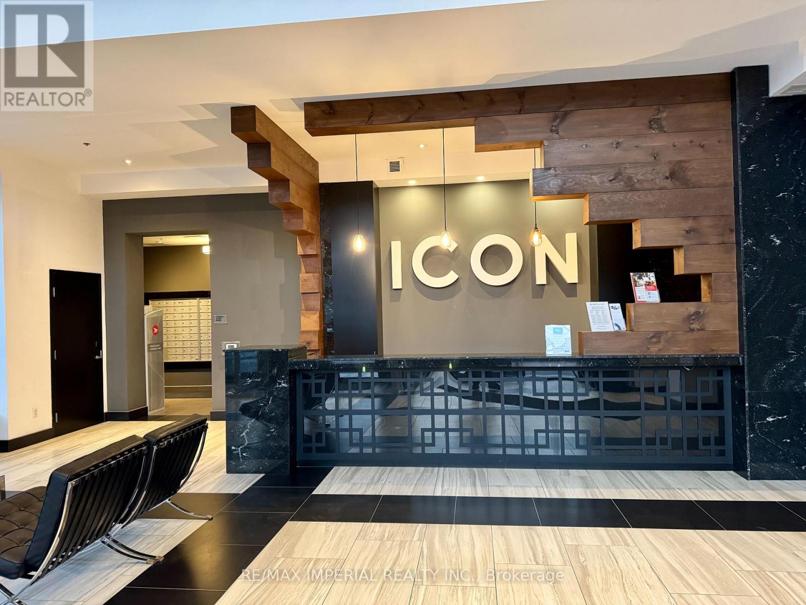 N2704 - 330 PHILLIP STREET