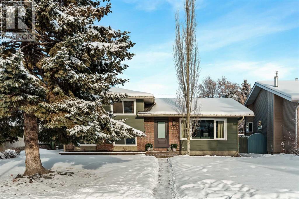 212 Vantage Place NW