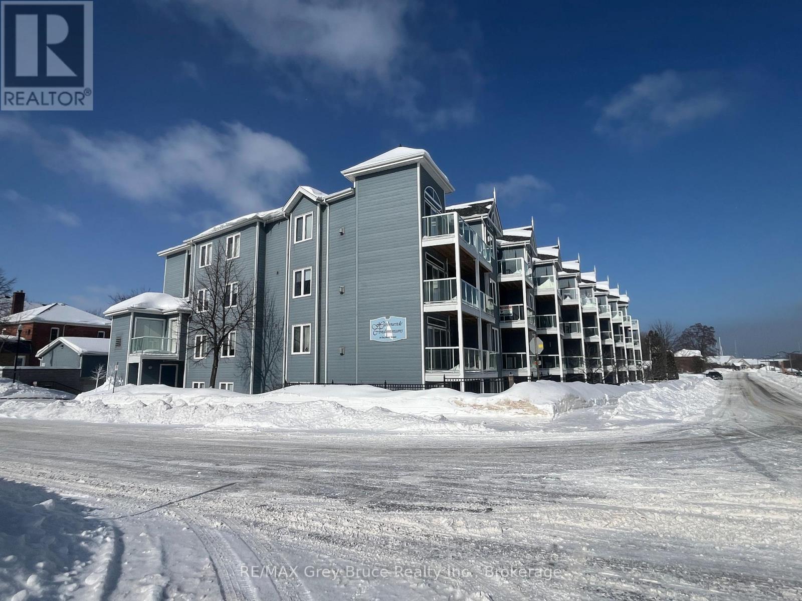 308 - 34 BAYFIELD STREET