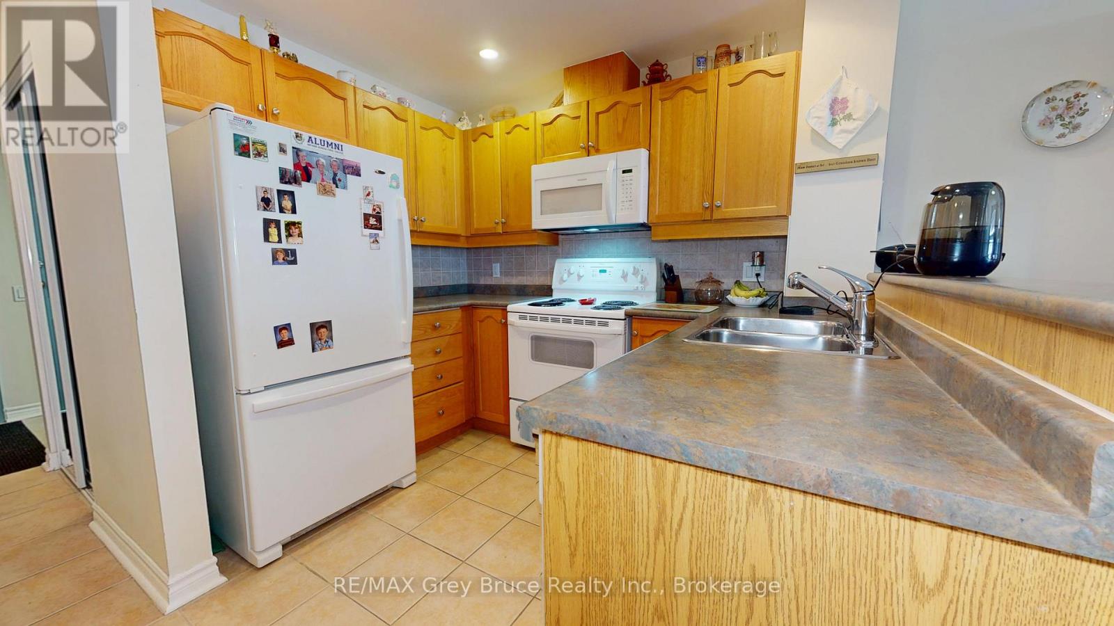 308 - 34 BAYFIELD STREET