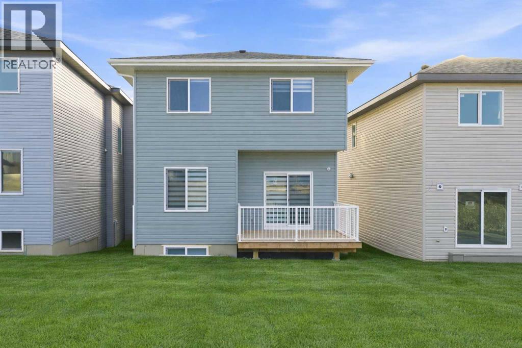 105 Heritage Boulevard