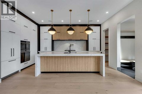 342 Normandy Drive SW Calgary AB T3E8G8