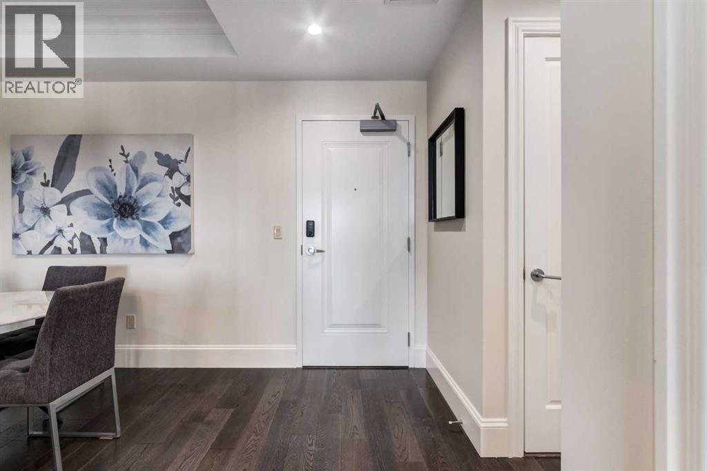 301, 131 Quarry Way SE