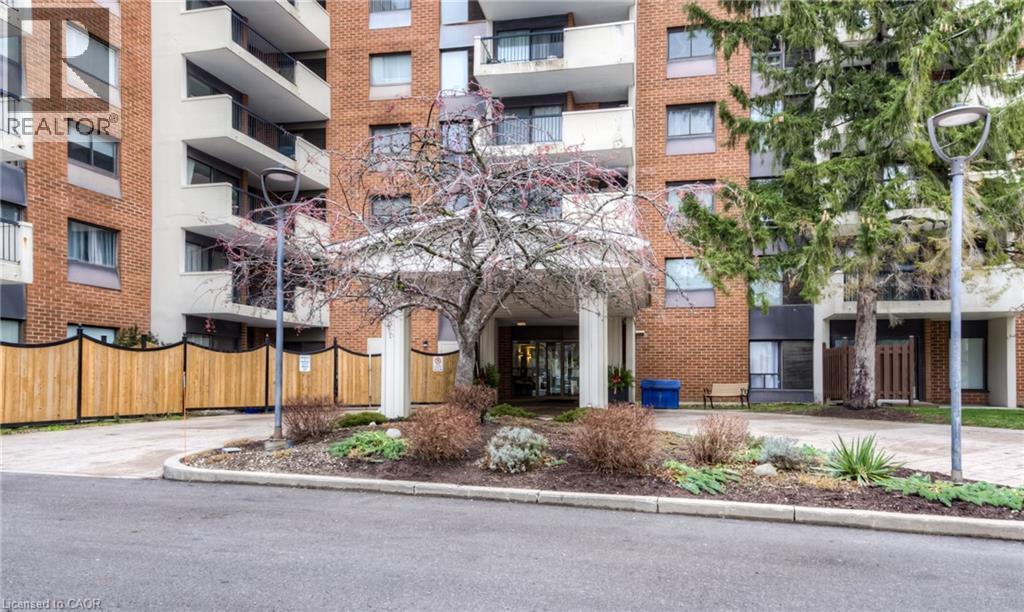 260 SHELDON Avenue N Unit# 401