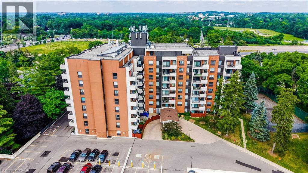 260 SHELDON Avenue N Unit# 401