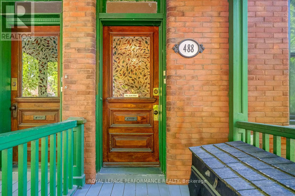 486-488 LISGAR STREET