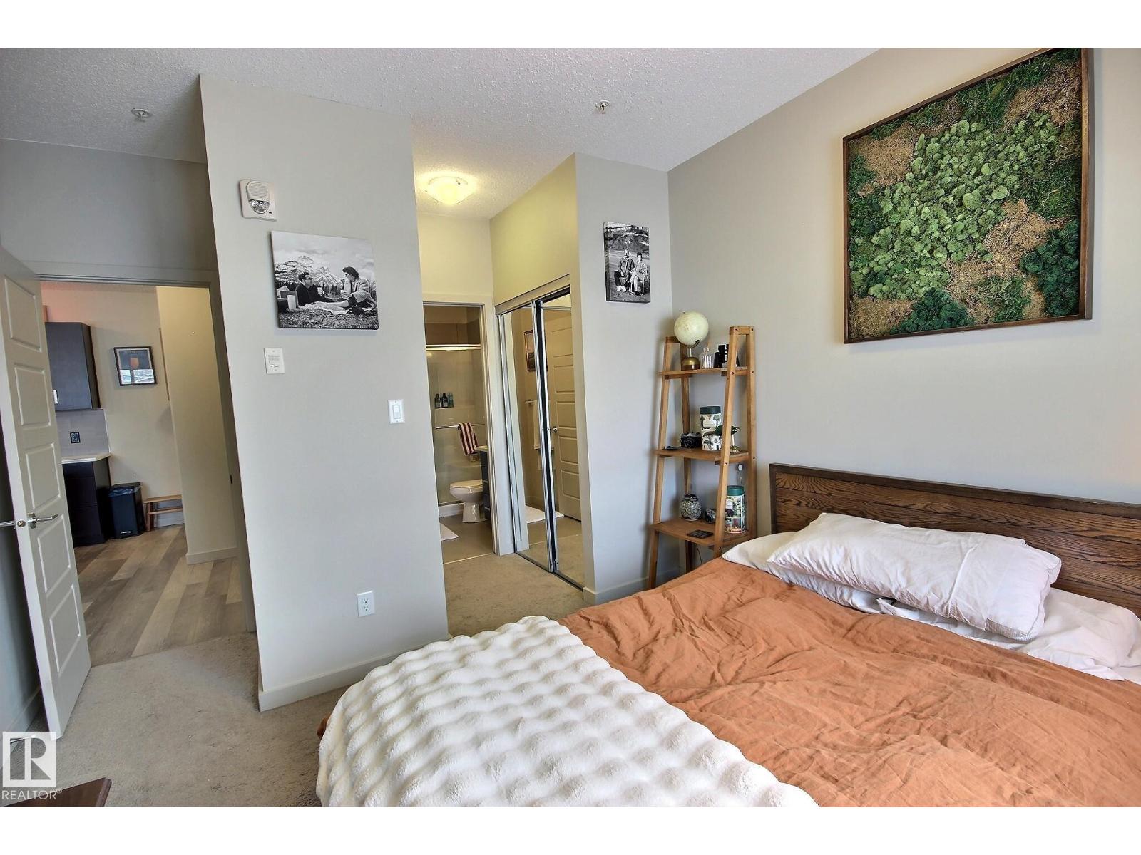 #104 320 AMBLESIDE LINK LI SW