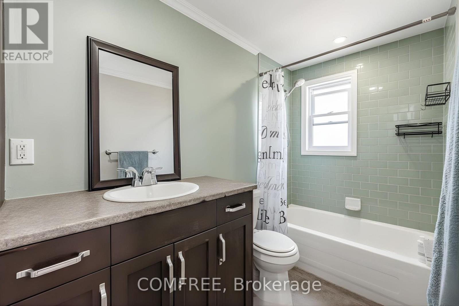 26 - 60 ELMSDALE DRIVE