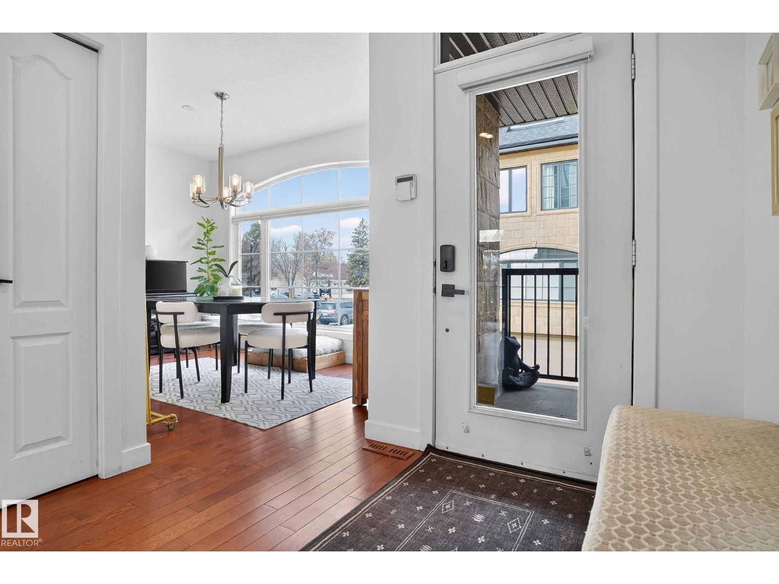 #1 9561 143 ST NW NW