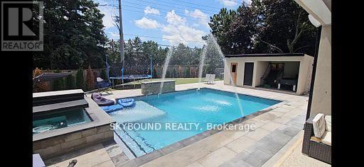 2711 SPRUCE NEEDLE COURT