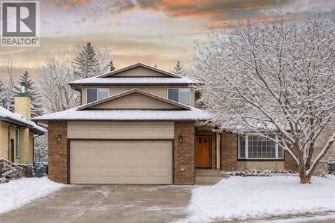 436 Ranchridge Bay NW Calgary AB T3G1V6