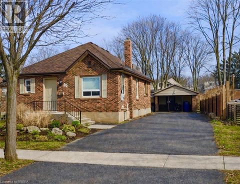 85 BURWELL Street Brantford ON N3T4V1