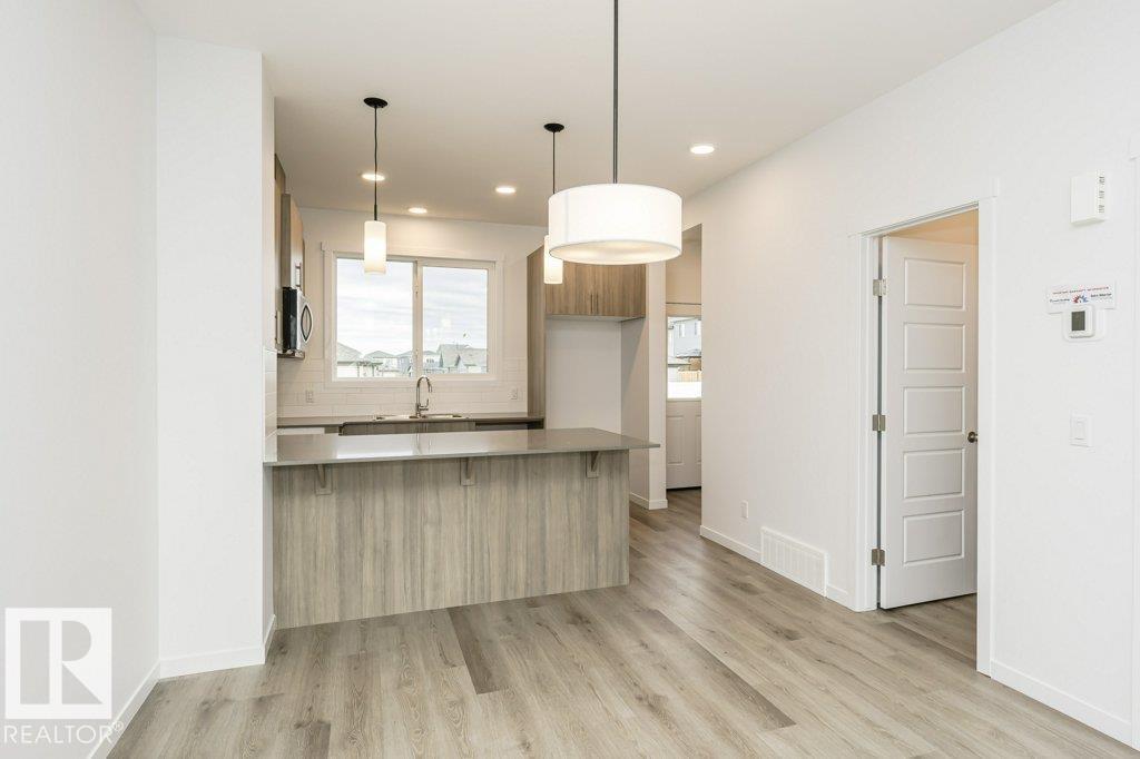 326 EDGEMONT DR NW