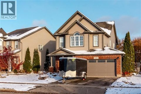 186 LIVINGSTON Boulevard Baden ON N3A4K9