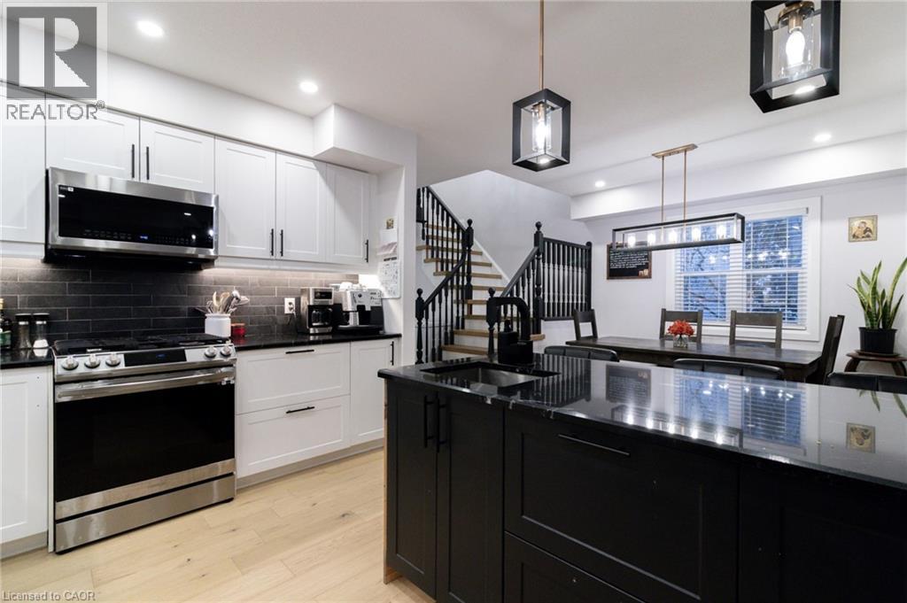 186 LIVINGSTON Boulevard