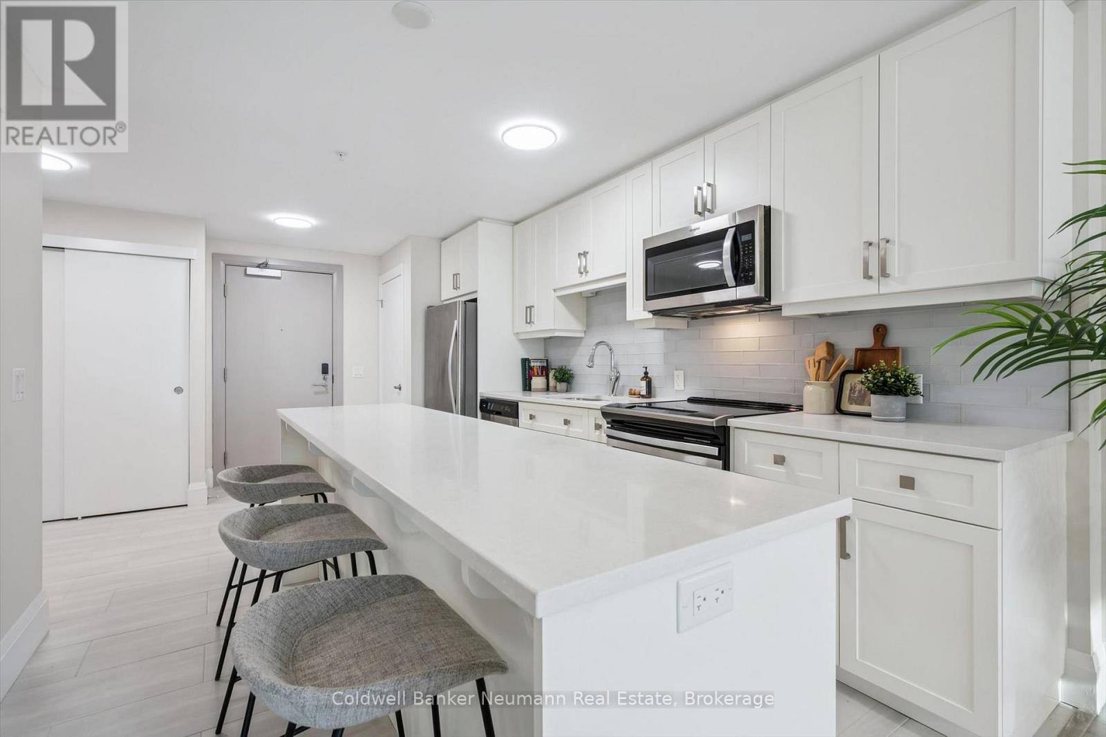 514 - 73 ARTHUR STREET S