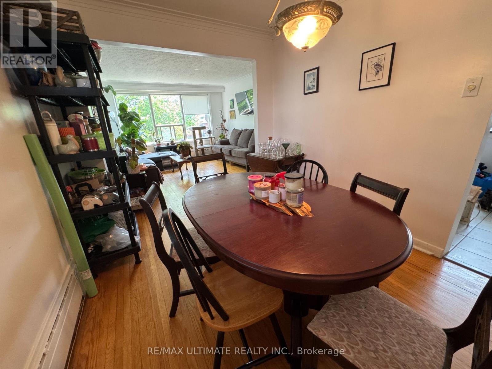 MAIN - 468 RIDELLE AVENUE