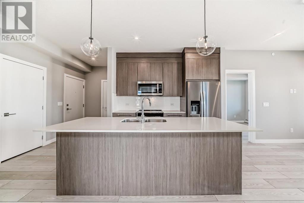 3201, 6 Merganser Drive W
